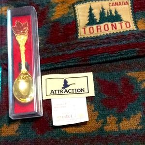 Vtg NWOT  Canada 52” Scarf and gold spoon. Toronto